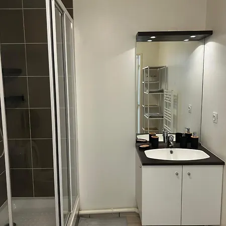 Renovated With 50 M2 Terrace Lägenhet *